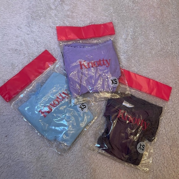 BNIB - 3 pairs of Woman’s Extra-Small Knotty Knickers. - Picture 7 of 7